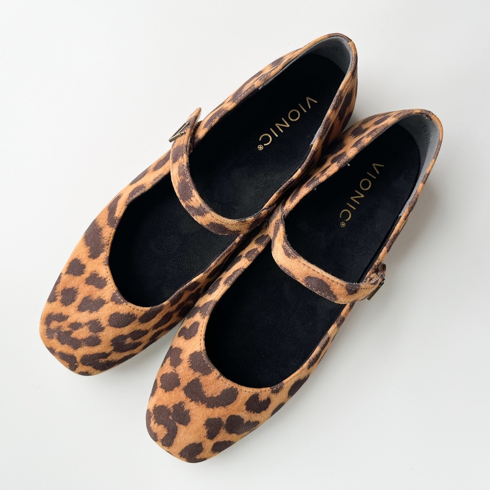 Vionic Alameda Mary Jane Square Toe Suede Flat Tan Leopard Print Womens 8